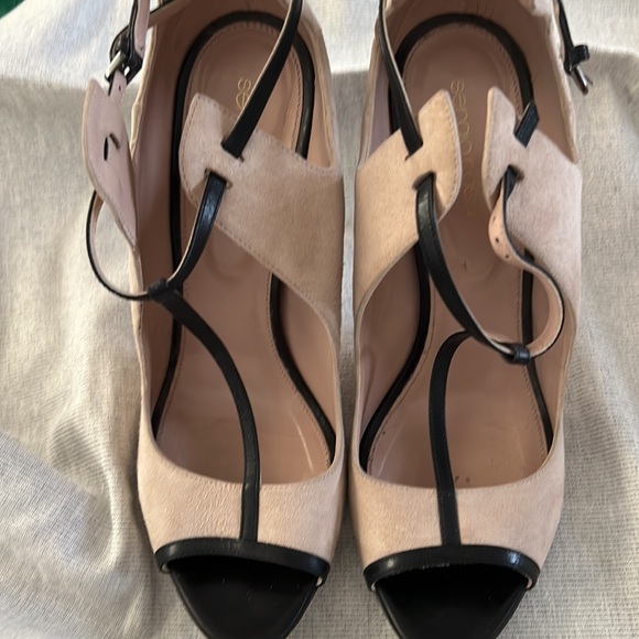 SERGIO ROSSI Natural Suede Black Leather T-strap Pumps Shoes Size 39.5 - Picture 3 of 10